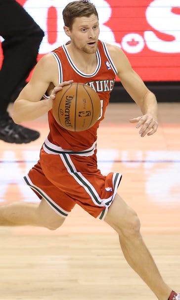 Ridnour says wrist is OK, 'nothing' going to stop him from playing